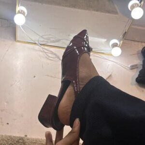 Office siren kitten heels